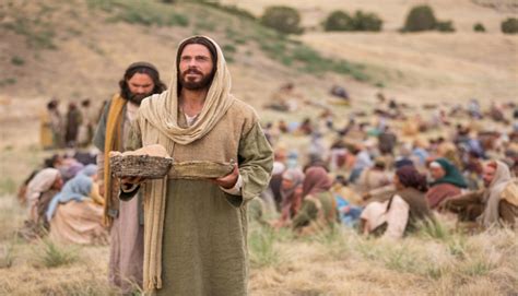 Ministering Like Christ: 4 Christlike Attributes to Follow.